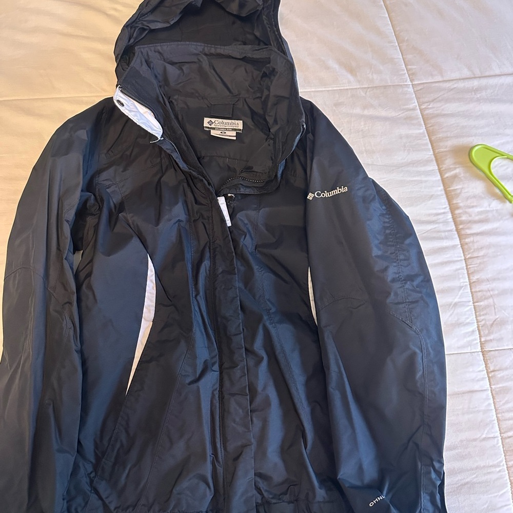 Columbia Black Hooded Raincoat with White Trim